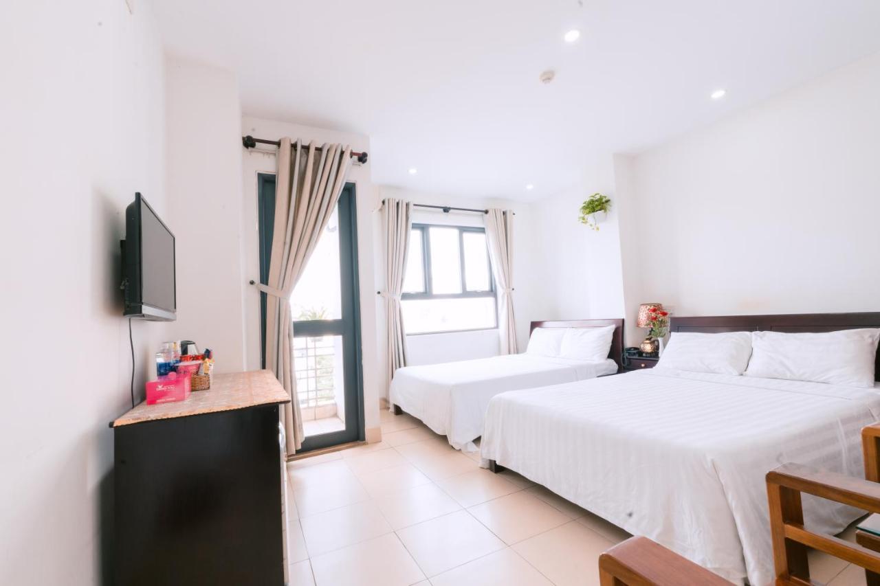 Lotus Rock Hotel Da Nang Bagian luar foto