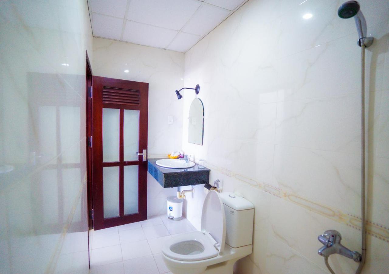 Lotus Rock Hotel Da Nang Bagian luar foto
